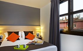 Aparthotel Citadines Presqu'île  3*